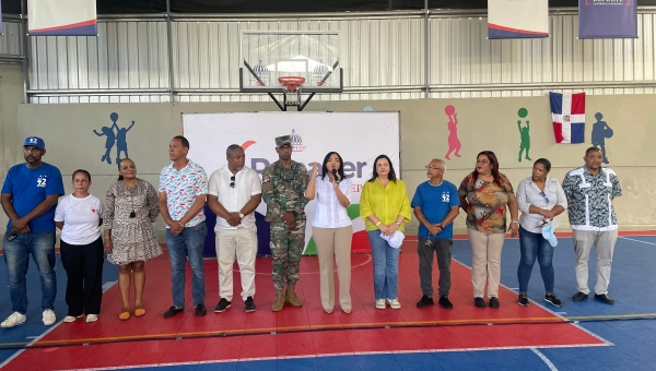 Promipyme y Propeep impulsan programa “Renacer Contigo” para dignificar a vendedores informales en el gran Santo Domingo